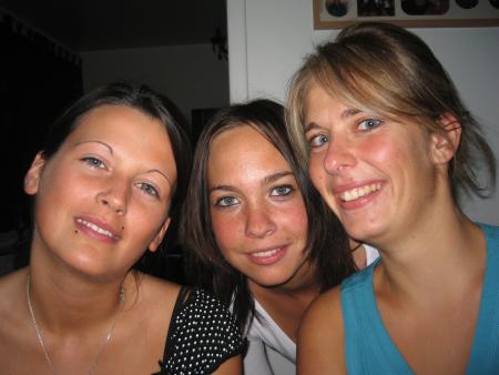 V'l� les t�tes ...